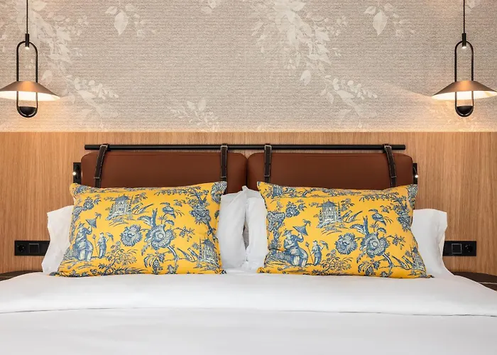 Vignette Collection Casa Del Compositor By Ihg